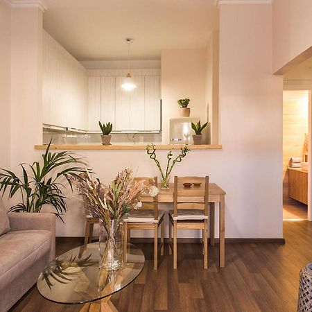 Luxury Apartment With Jacuzzi Close To Acropolis - Living Stone Zircon Atenas Exterior foto