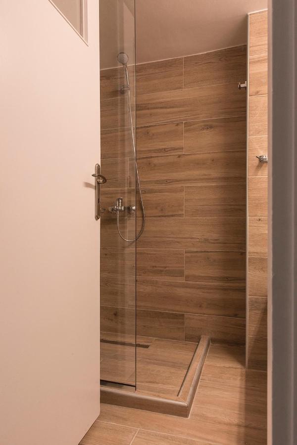 Luxury Apartment With Jacuzzi Close To Acropolis - Living Stone Zircon Atenas Exterior foto